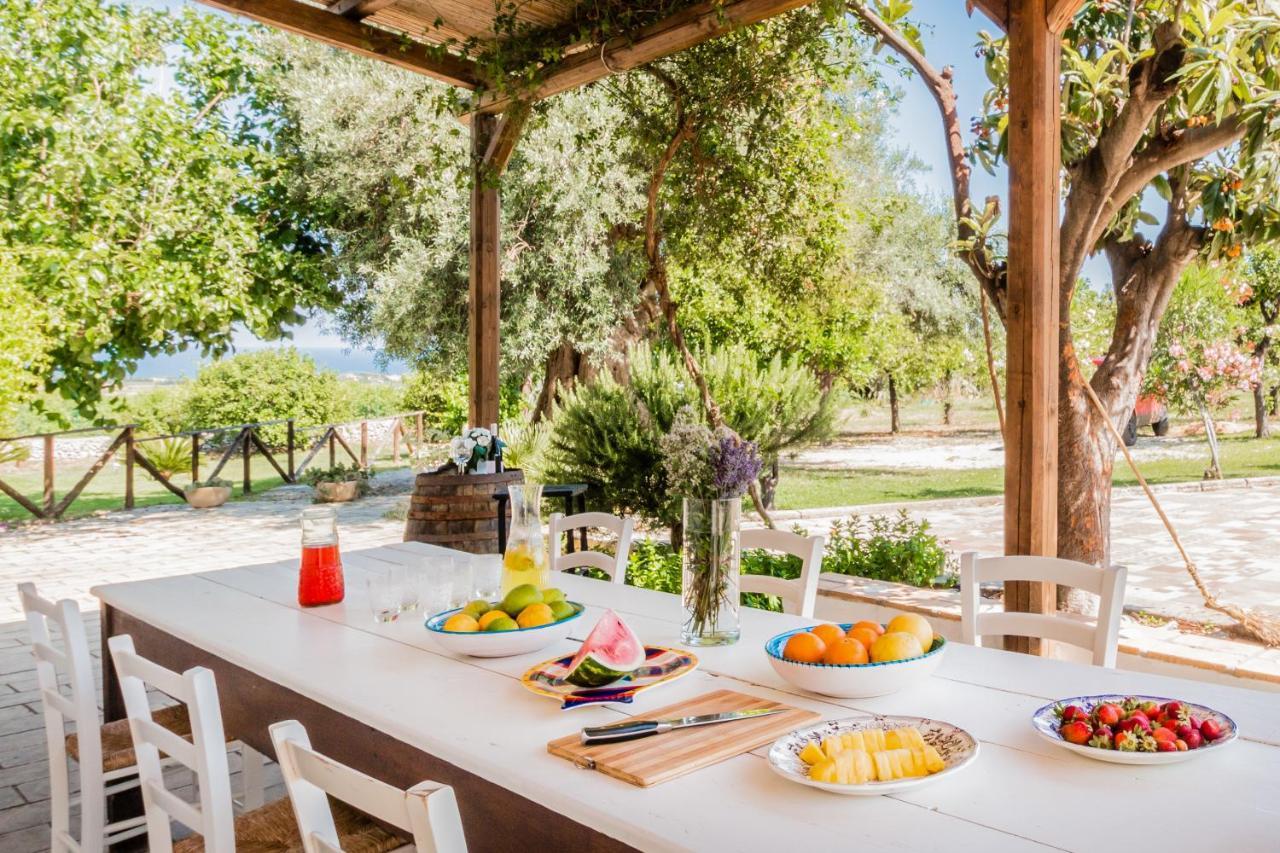 Authentic Sicilian Charm, Pool, Sea View, Wi-Fi & Parking Villa Avola Exterior foto