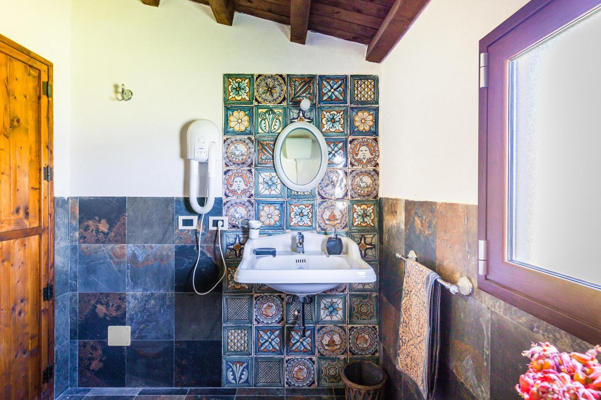 Authentic Sicilian Charm, Pool, Sea View, Wi-Fi & Parking Villa Avola Exterior foto